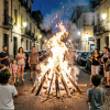 Sants reclama la foguera de Sant Joan després de quatre anys sense celebrar-la al barri