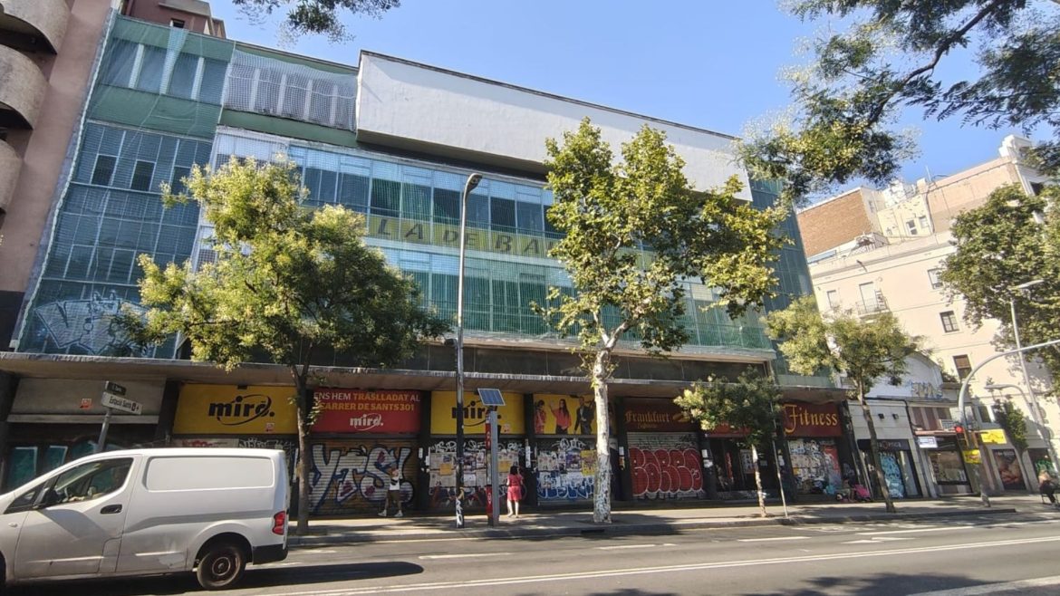 Façana del Cinema Liceu